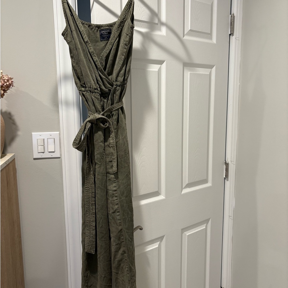 Abercrombie & Fitch Green Sleeveless Maxi Sundress